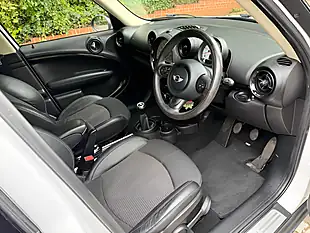 Used 2013 MINI Countryman Cooper White - Interior and Exterior details 11