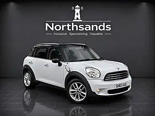 Used 2013 MINI Countryman Cooper White - Interior and Exterior details 15