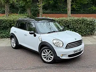 Used 2013 MINI Countryman Cooper White - Interior and Exterior details 4