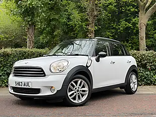 Used 2013 MINI Countryman Cooper White - Interior and Exterior details 5
