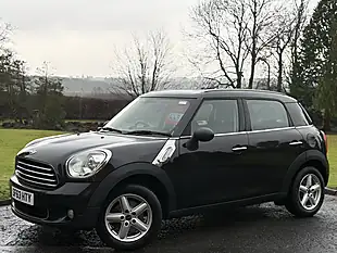 Used 2013 MINI Countryman One Black - Interior and Exterior details 2