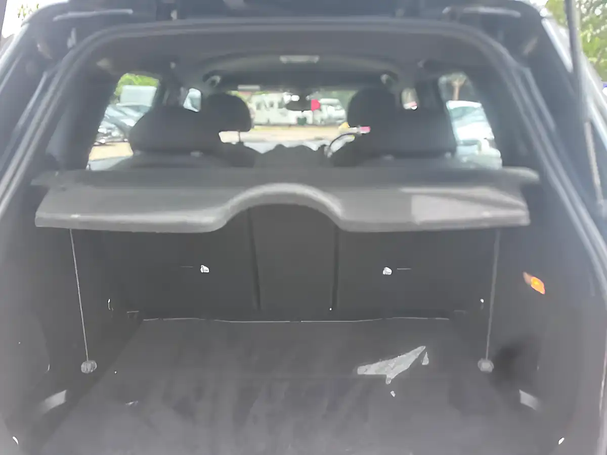 Used 2013 MINI Countryman One Black - Interior and Exterior details 11