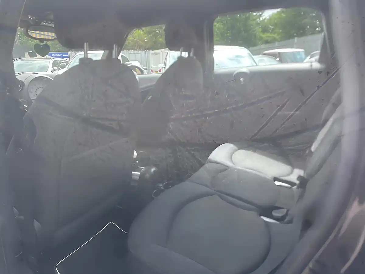 Used 2013 MINI Countryman One Black - Interior and Exterior details 14