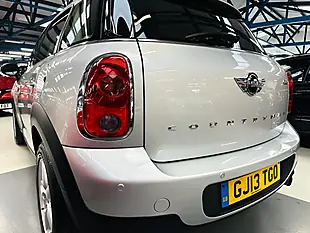 Used 2013 MINI Countryman One Crystal Silver - Interior and Exterior details 18