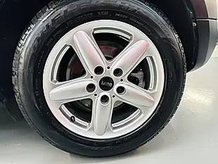 Used 2013 MINI Countryman One Crystal Silver - Interior and Exterior details 19
