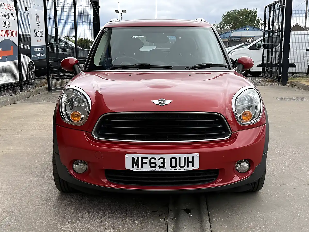 Used 2013 MINI Countryman One Red - Interior and Exterior details 2