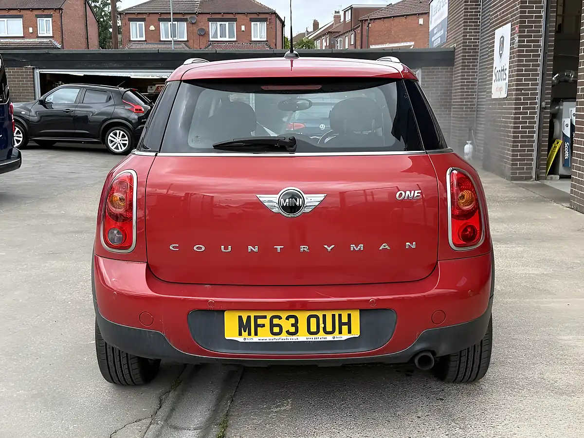 Used 2013 MINI Countryman One Red - Interior and Exterior details 6