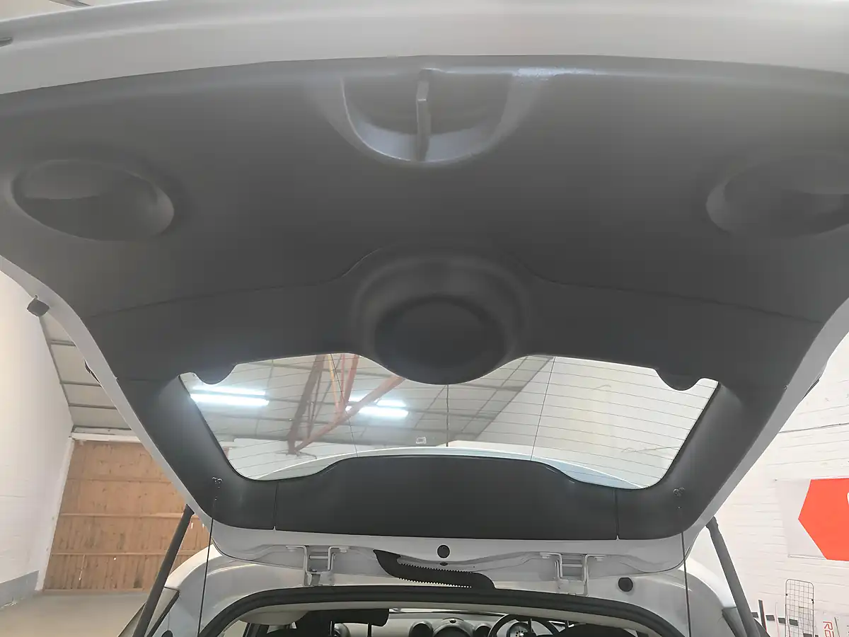 Used 2013 MINI Countryman One White - Interior and Exterior details 10