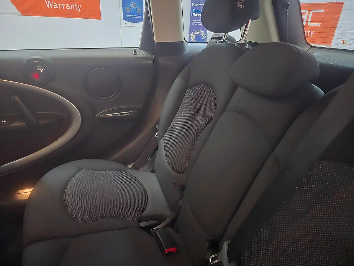 Used 2013 MINI Countryman One White - Interior and Exterior details 18