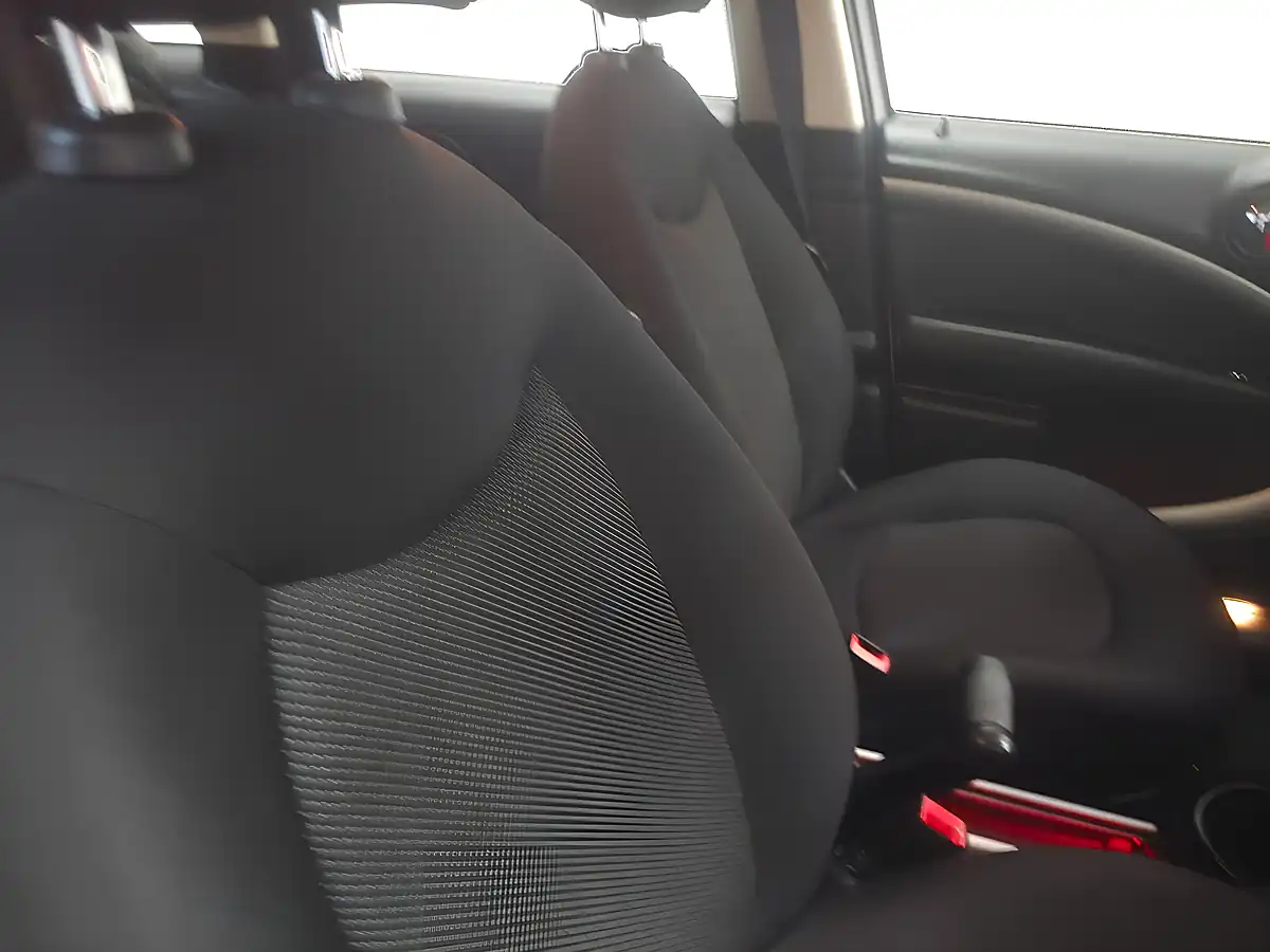 Used 2013 MINI Countryman One White - Interior and Exterior details 19