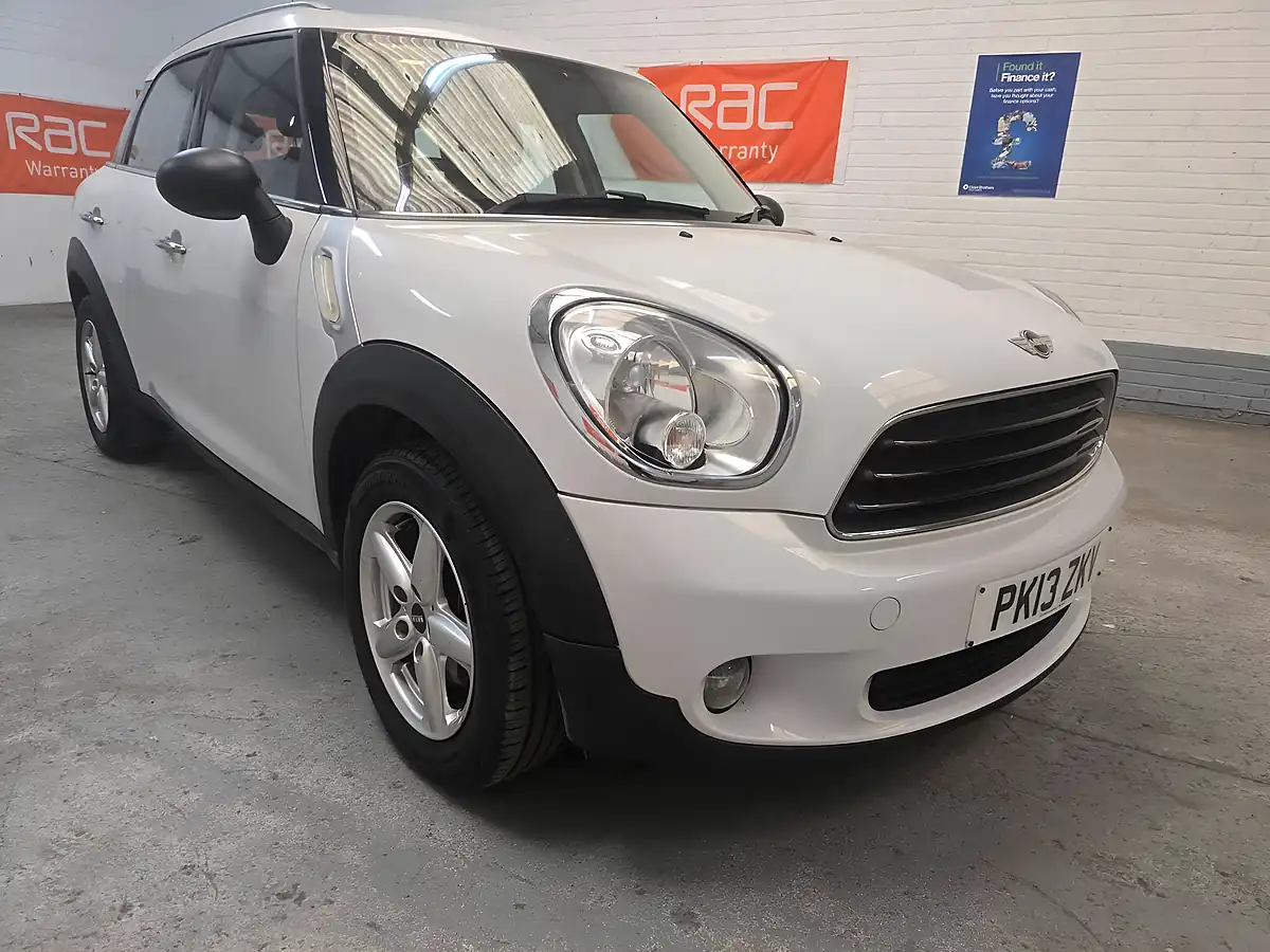 Used 2013 MINI Countryman One White - Interior and Exterior details 2