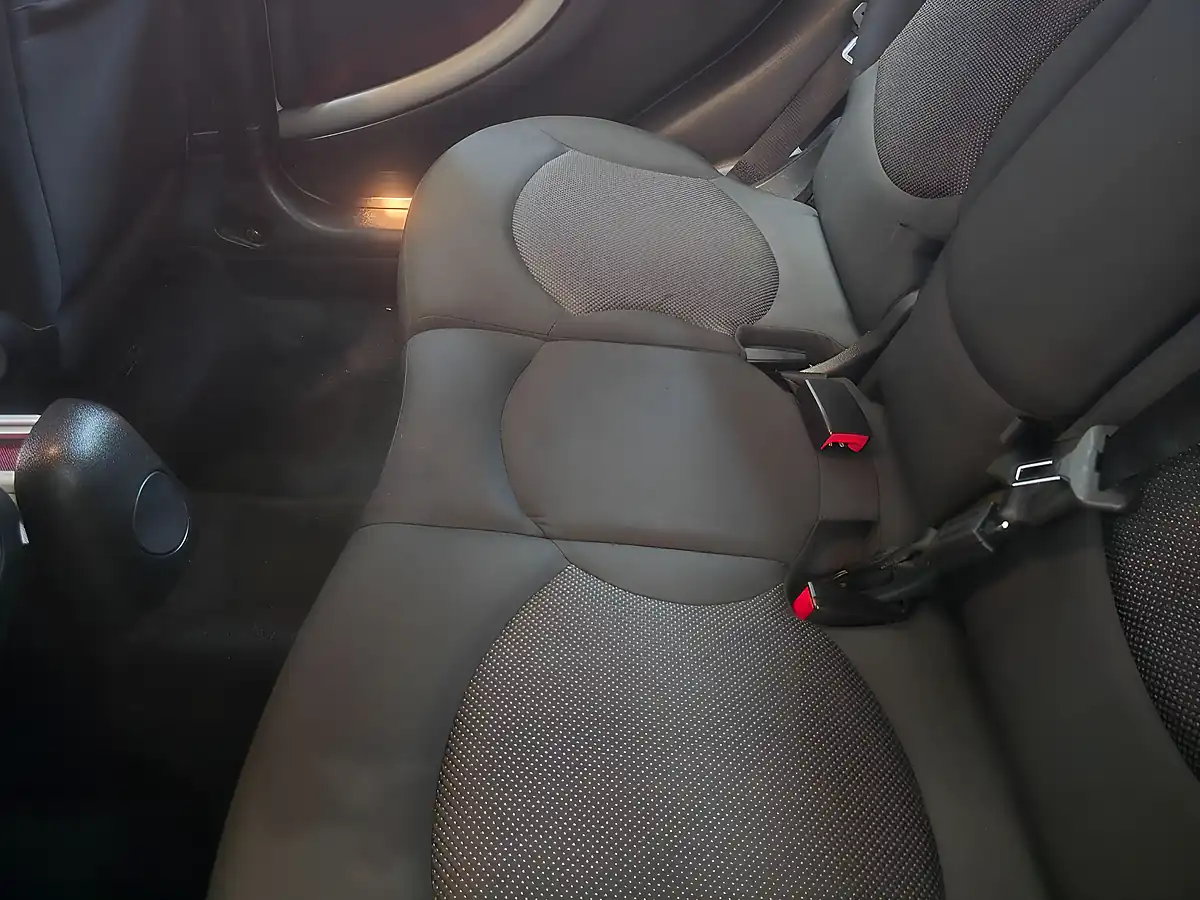 Used 2013 MINI Countryman One White - Interior and Exterior details 20