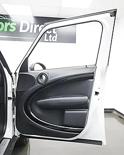 Used 2013 MINI Countryman One White - Interior and Exterior details 13