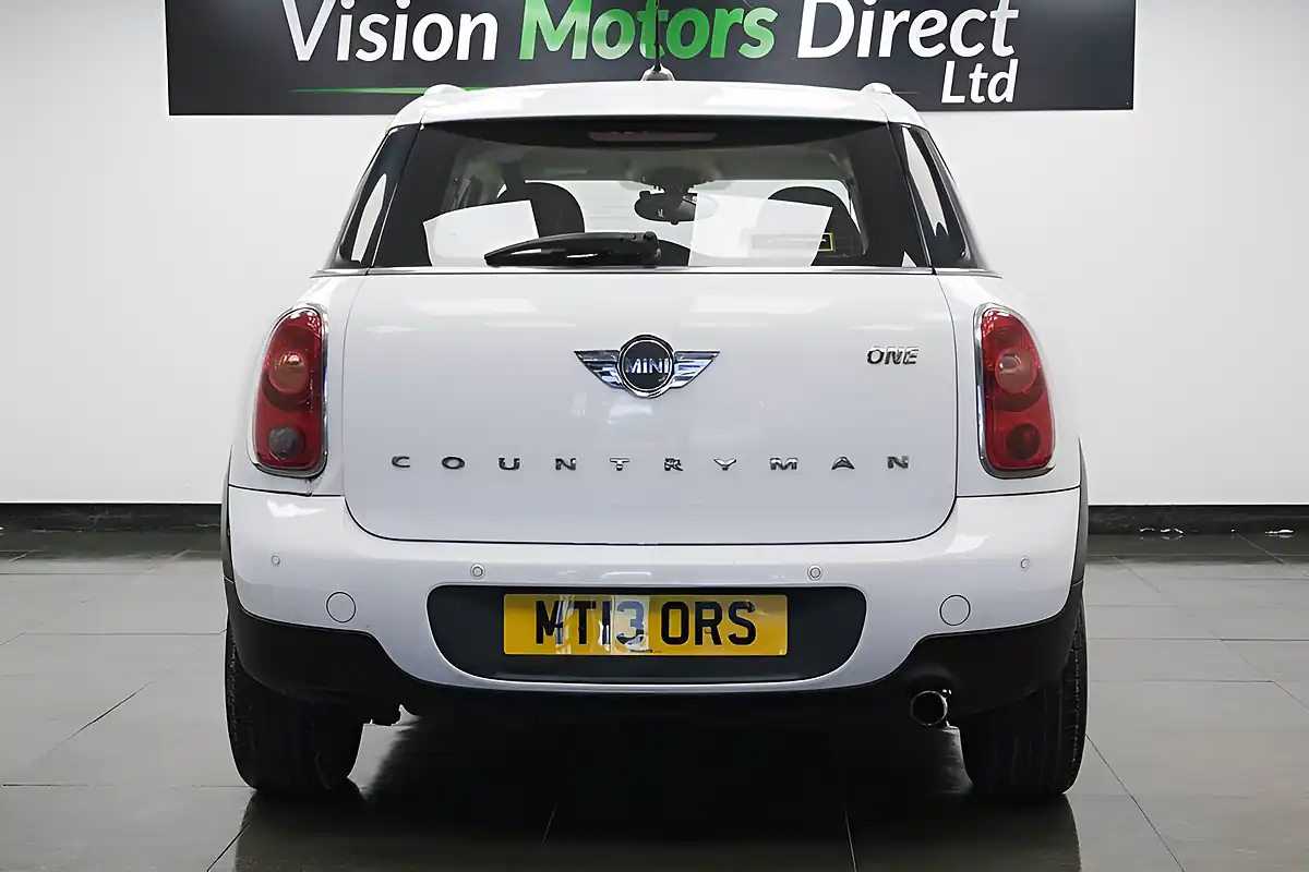 Used 2013 MINI Countryman One White - Interior and Exterior details 2