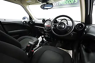 Used 2013 MINI Countryman One White - Interior and Exterior details 8