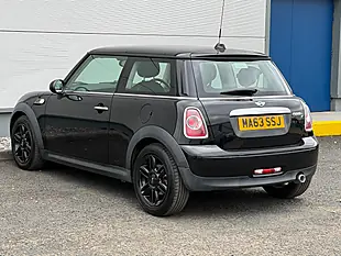 Used 2013 MINI Hatch Baker Street Midnight Black - Interior and Exterior details 10