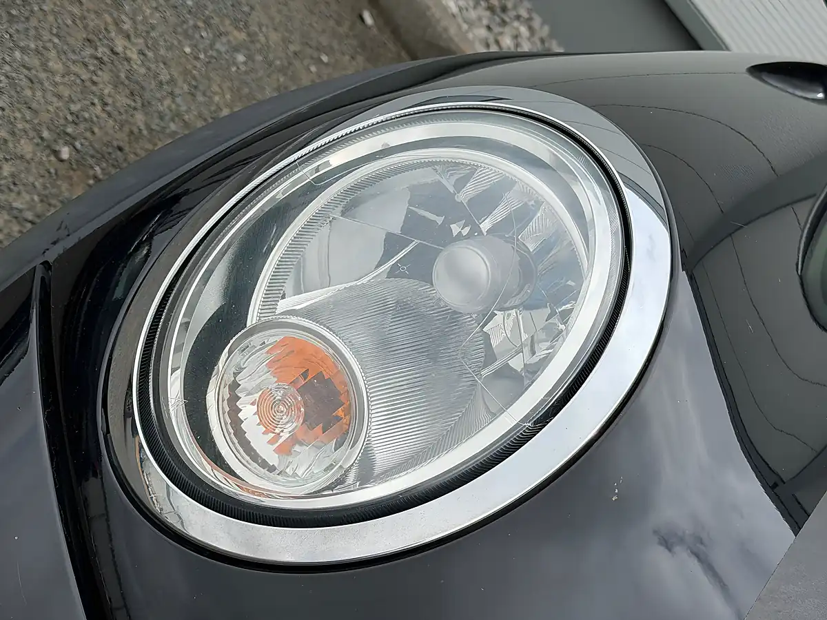 Used 2013 MINI Hatch Baker Street Midnight Black - Interior and Exterior details 6