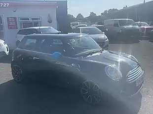 Used 2013 MINI Hatch Bayswater Black - Interior and Exterior details 10