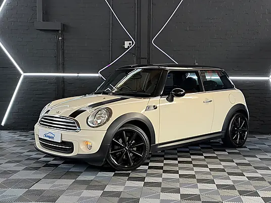 2013 MINI Hatch Cooper Baker Street