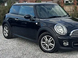 Used 2013 MINI Hatch Cooper Black - Interior and Exterior details 5