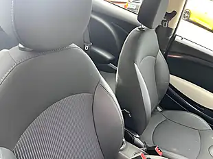 Used 2013 MINI Hatch Cooper Black - Interior and Exterior details 14