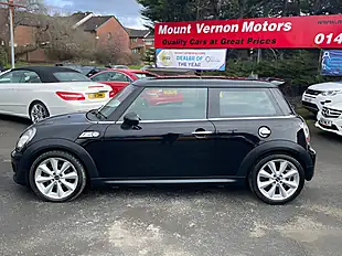 Used 2013 MINI Hatch Cooper Black - Interior and Exterior details 5