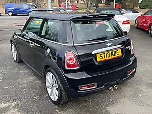 Used 2013 MINI Hatch Cooper Black - Interior and Exterior details 6
