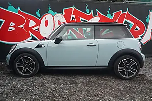 Used 2013 MINI Hatch Cooper Blue - Interior and Exterior details 10