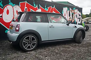 Used 2013 MINI Hatch Cooper Blue - Interior and Exterior details 15