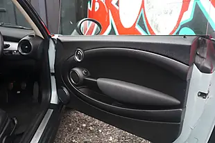 Used 2013 MINI Hatch Cooper Blue - Interior and Exterior details 19