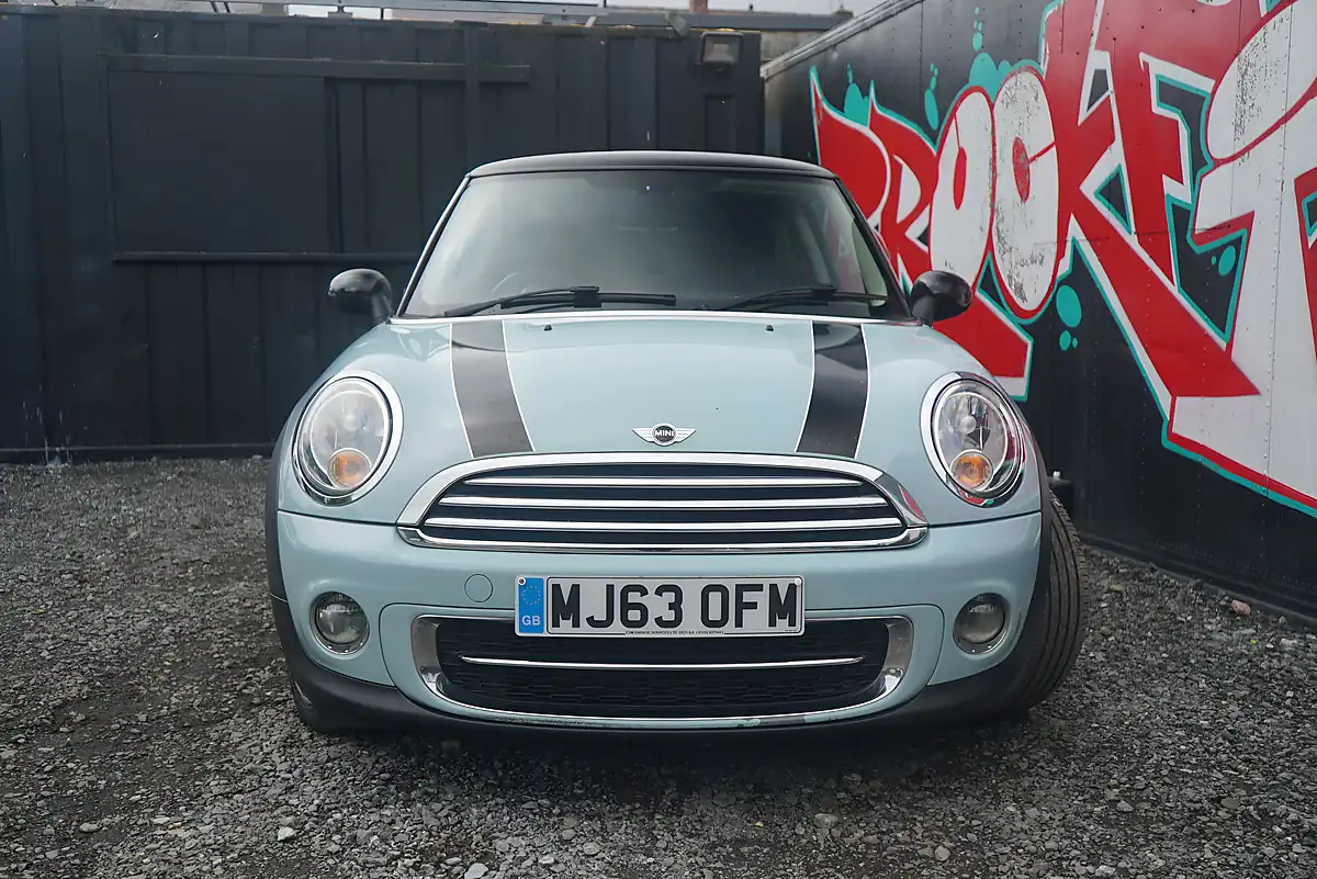 Used 2013 MINI Hatch Cooper Blue - Interior and Exterior details 5