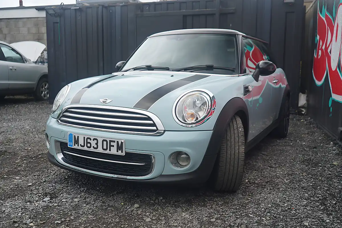 Used 2013 MINI Hatch Cooper Blue - Interior and Exterior details 7