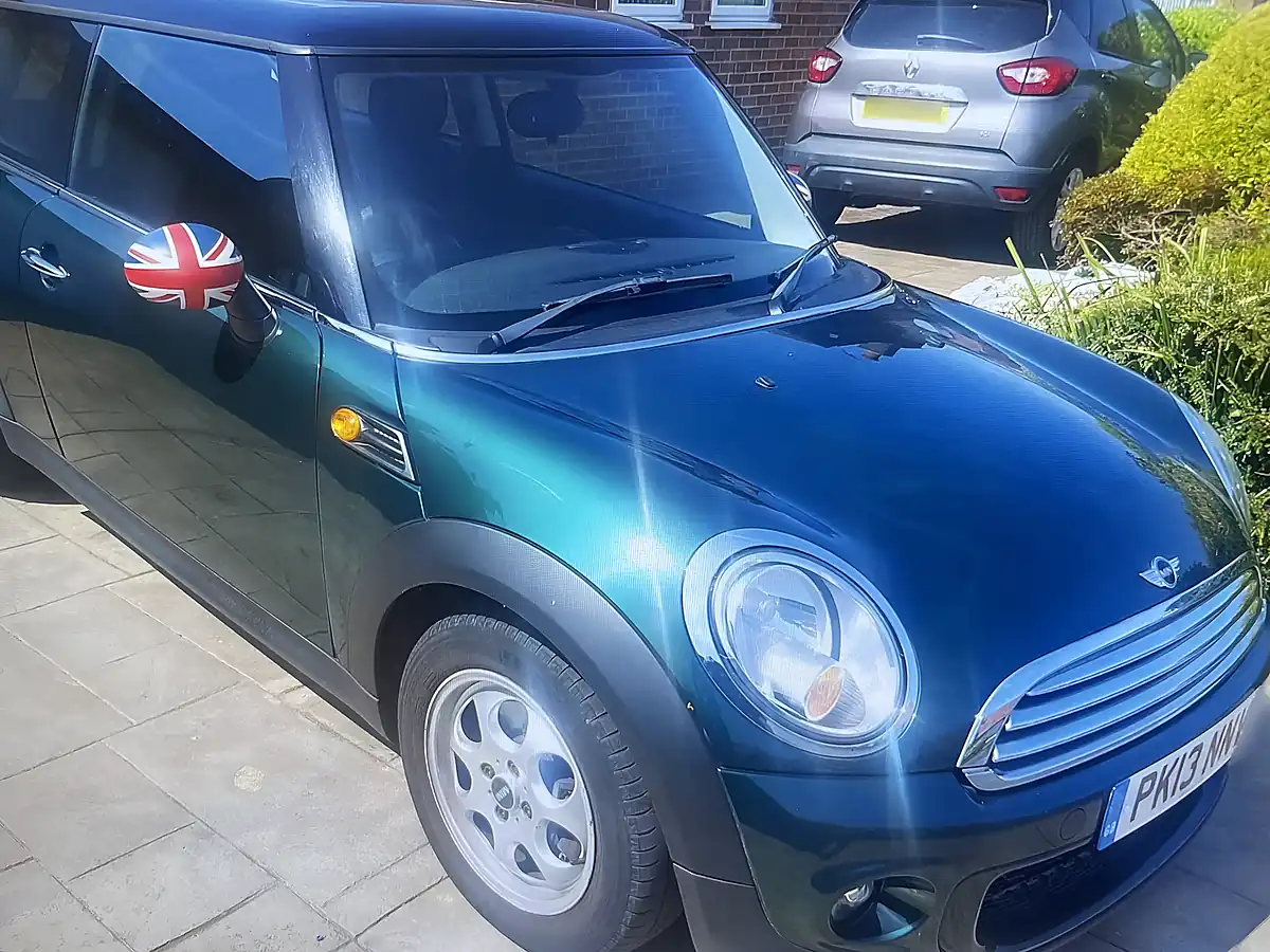 Used 2013 MINI Hatch Cooper British Racing Green Metallic - Front View