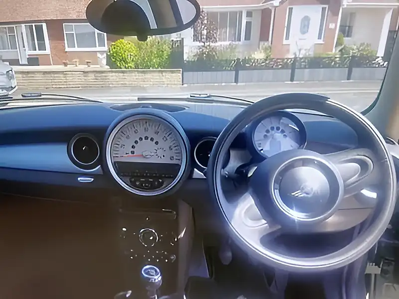 Used 2013 MINI Hatch Cooper British Racing Green Metallic - Interior and Exterior details 7