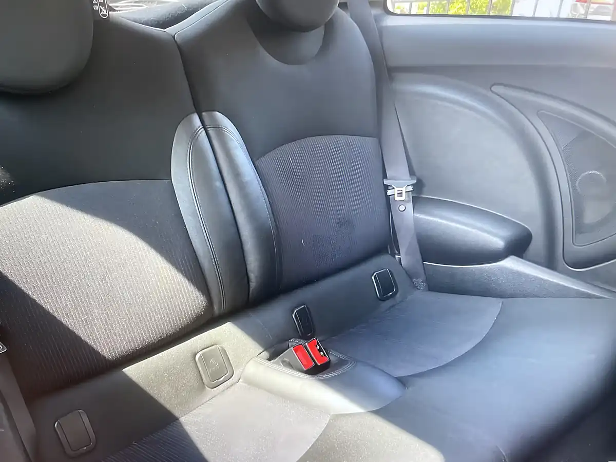 Used 2013 MINI Hatch Cooper (chili Pack) White Silver Metallic - Interior and Exterior details 7