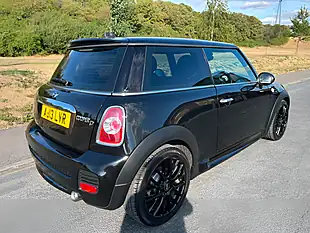 Used 2013 MINI Hatch Cooper Midnight Black - Interior and Exterior details 2