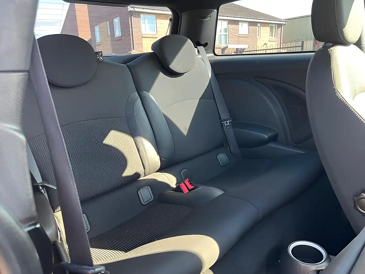 Used 2013 MINI Hatch Cooper Midnight Black - Interior and Exterior details 9