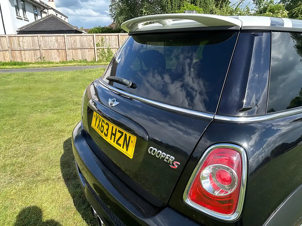 Used 2013 MINI Hatch Cooper S Midnight Black - Interior and Exterior details 11