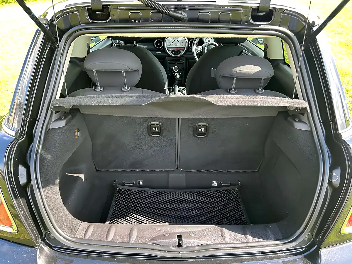 Used 2013 MINI Hatch Cooper S Midnight Black - Interior and Exterior details 12