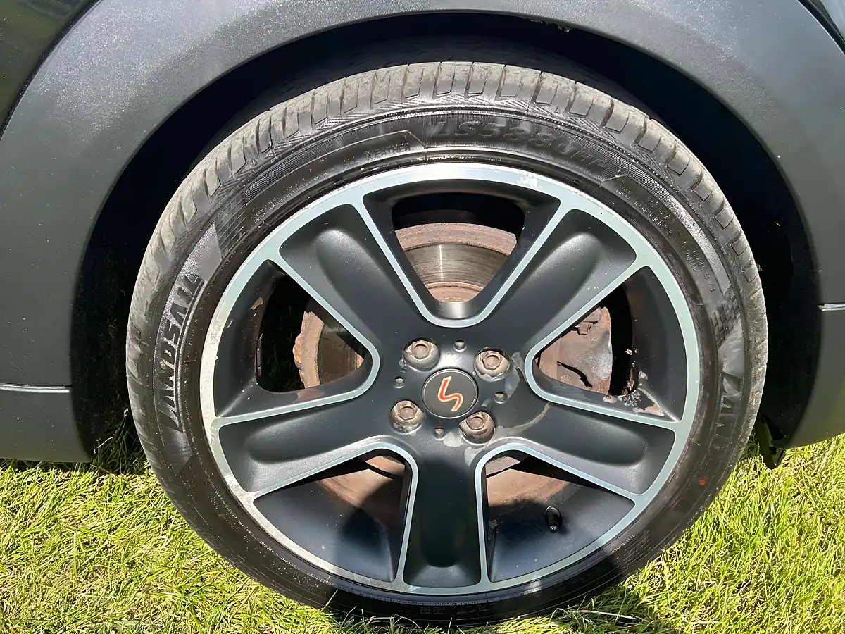 Used 2013 MINI Hatch Cooper S Midnight Black - Interior and Exterior details 14