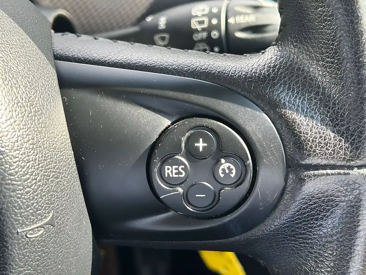 Used 2013 MINI Hatch Cooper S Midnight Black - Interior and Exterior details 18