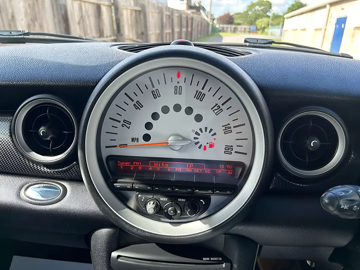 Used 2013 MINI Hatch Cooper S Midnight Black - Interior and Exterior details 19