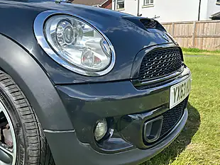 Used 2013 MINI Hatch Cooper S Midnight Black - Interior and Exterior details 8