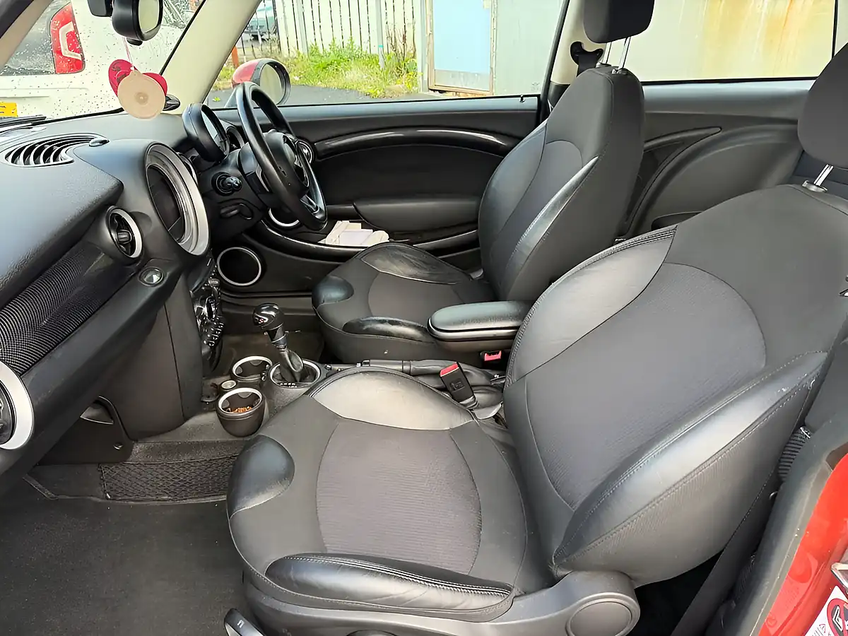 Used 2013 MINI Hatch Cooper S Orange - Interior and Exterior details 10