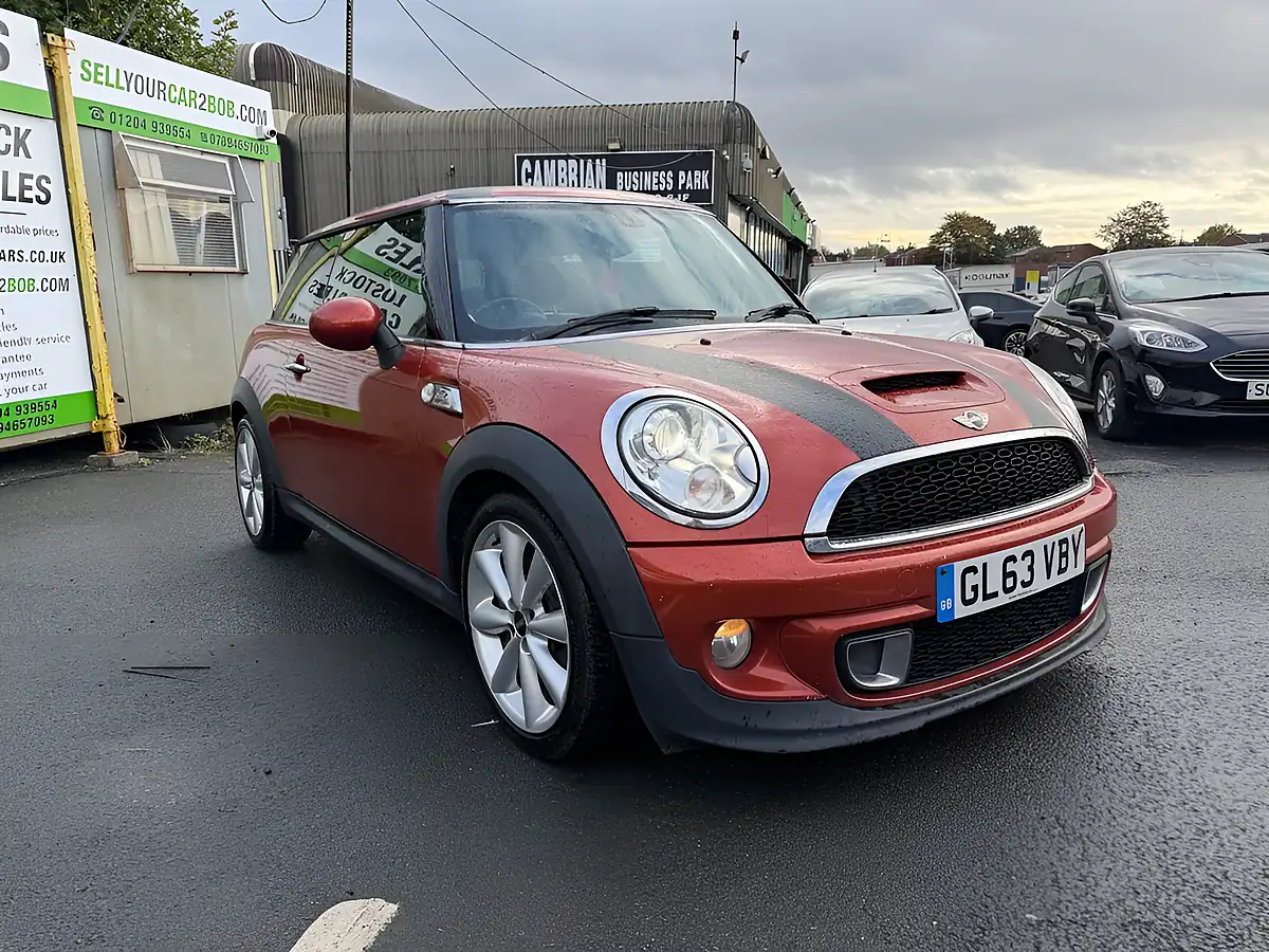 Used 2013 MINI Hatch Cooper S Orange - Interior and Exterior details 14