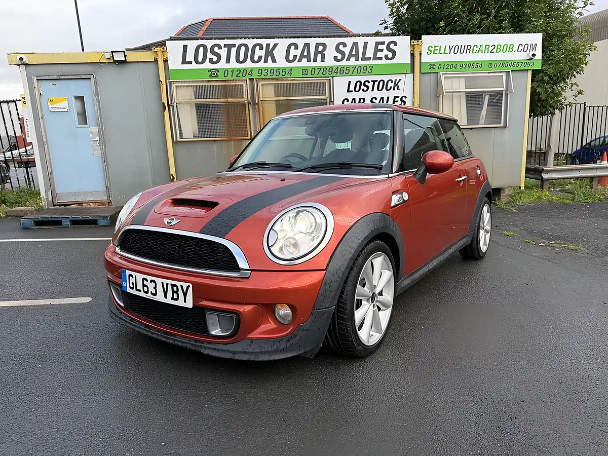 Used 2013 MINI Hatch Cooper S Orange - Interior and Exterior details 15