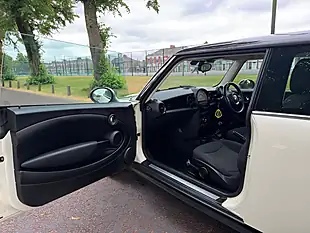 Used 2013 MINI Hatch Cooper White - Interior and Exterior details 14