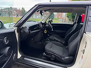 Used 2013 MINI Hatch Cooper White - Interior and Exterior details 19