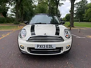 Used 2013 MINI Hatch Cooper White - Interior and Exterior details 6