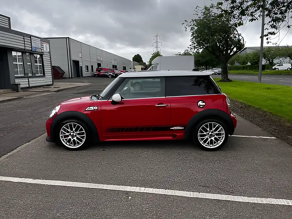 Used 2013 MINI Hatch John Cooper Works Chili Red - Interior and Exterior details 2